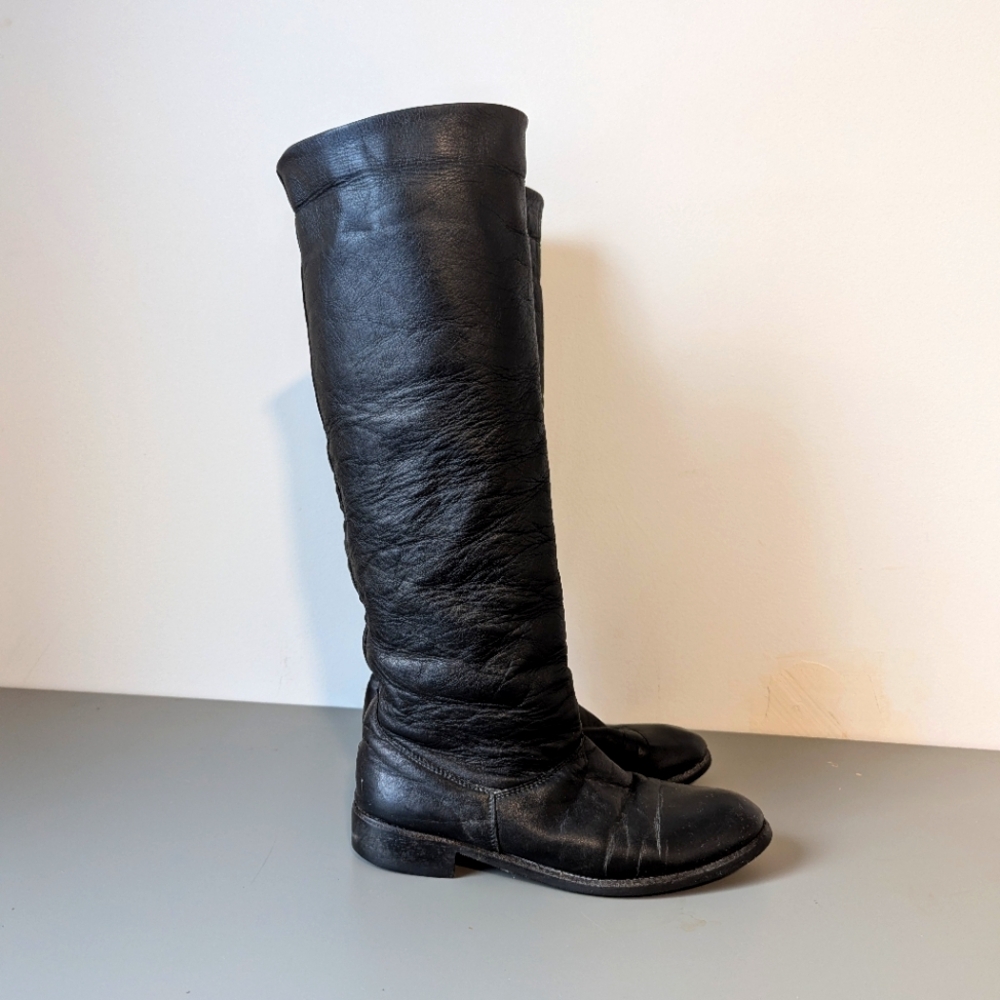 Roots Size 9 boots Black Thick Leather Equestrian Riding
